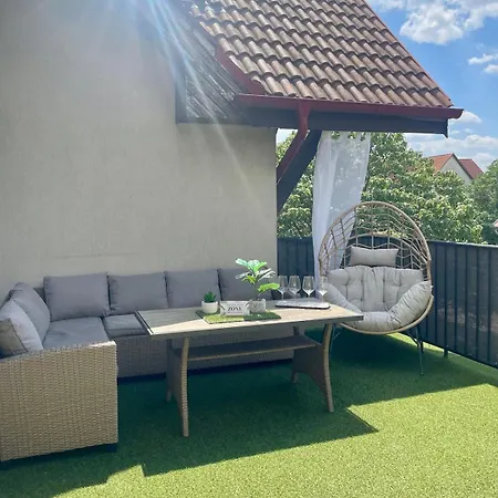 Fiore Rooftop Terrace * Debreţin